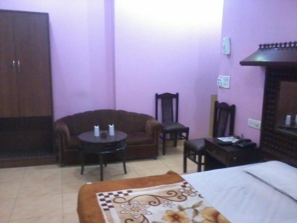 Hotel Krishna Palace 新德里 外观 照片